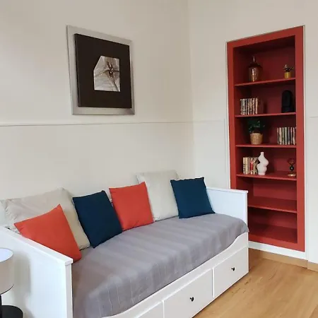 Confortable Sirius Centre